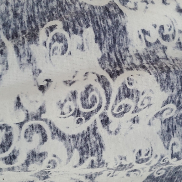 Vancouver Canucks Tank Top - Touch by Alyssa Milano Size M - Picture 8 of 11